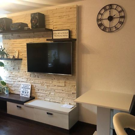 Appartement Apartman Mirek à Varaždin Extérieur photo